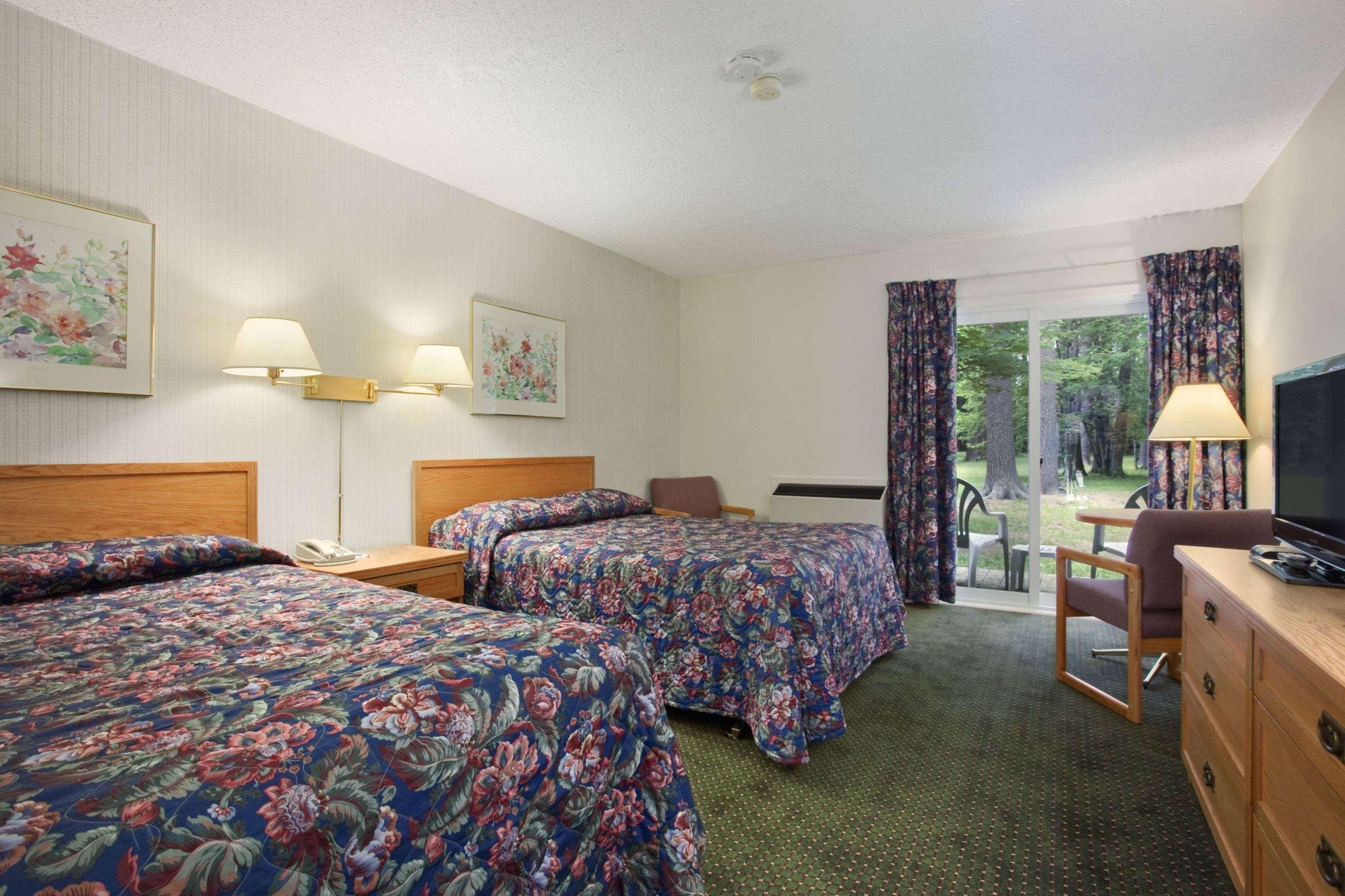 Travelodge By Wyndham ברייסברידג' מראה חיצוני תמונה